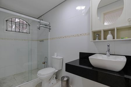 Casa de condomínio para alugar com 800m², 3 quartos e 9 vagasBanheiro - Quarto 2 - Suíte