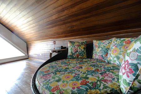 Casa de condomínio para alugar com 800m², 3 quartos e 9 vagasLiving