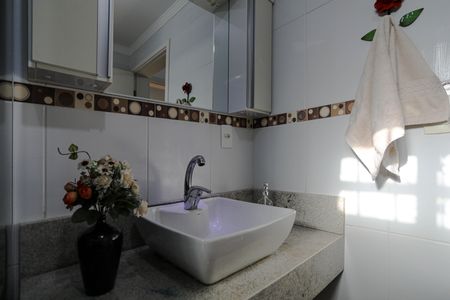 Casa de condomínio para alugar com 800m², 3 quartos e 9 vagasBanheiro - Quarto 1 - Suíte