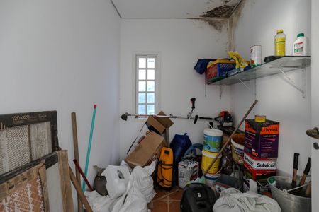 Casa de condomínio para alugar com 800m², 3 quartos e 9 vagasDispensa