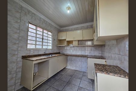 Casa à venda com 222m², 3 quartos e 2 vagasCozinha