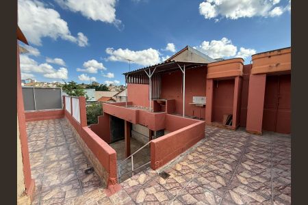 Casa à venda com 222m², 3 quartos e 2 vagasÁrea comum