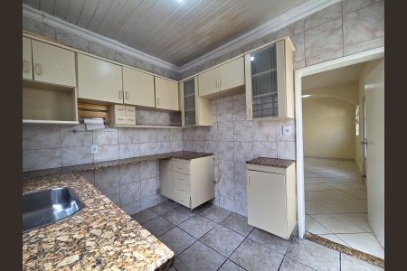 Casa à venda com 222m², 3 quartos e 2 vagasCozinha