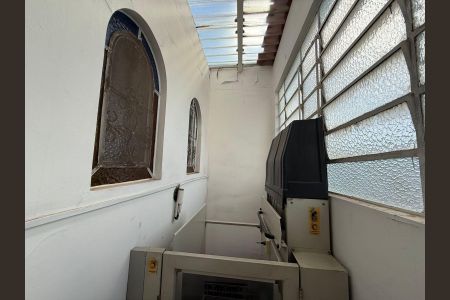 Casa à venda com 222m², 3 quartos e 2 vagasÁrea comum