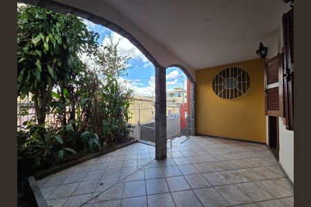 Casa à venda com 222m², 3 quartos e 2 vagasÁrea comum