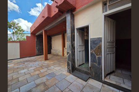 Casa à venda com 222m², 3 quartos e 2 vagasÁrea comum