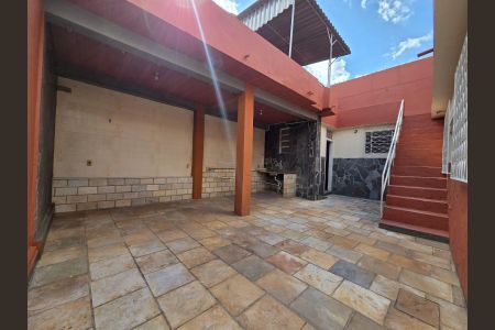 Casa à venda com 222m², 3 quartos e 2 vagasÁrea comum
