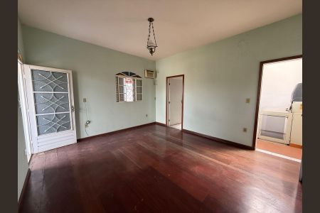 Casa à venda com 222m², 3 quartos e 2 vagasÁrea comum