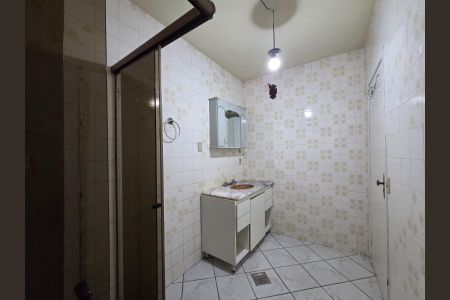 Casa à venda com 222m², 3 quartos e 2 vagasBanheiro social