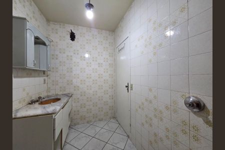 Casa à venda com 222m², 3 quartos e 2 vagasBanheiro social