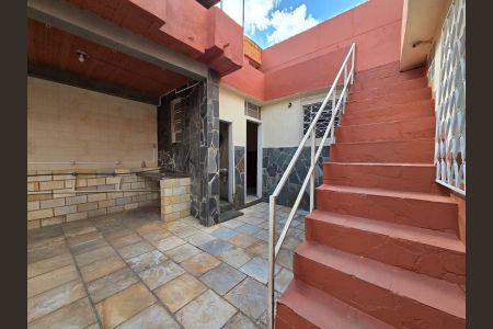 Casa à venda com 222m², 3 quartos e 2 vagasÁrea comum