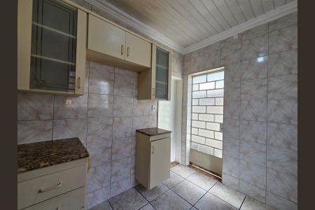 Casa à venda com 222m², 3 quartos e 2 vagasCozinha