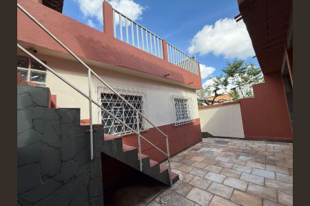 Casa à venda com 222m², 3 quartos e 2 vagasÁrea comum