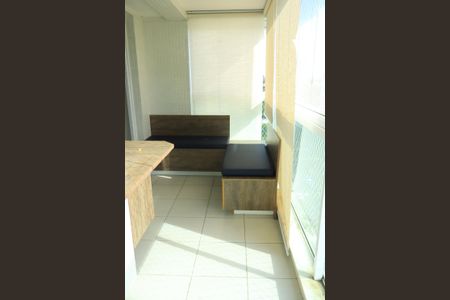 Varanda da Sala de apartamento para alugar com 3 quartos, 79m² em Alphaville, Salvador