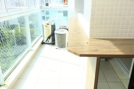 Varanda da Sala de apartamento para alugar com 3 quartos, 79m² em Alphaville, Salvador