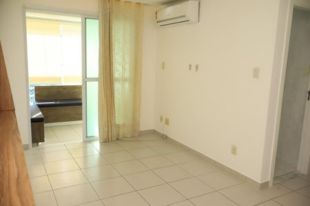 Apartamento para alugar com 79m², 3 quartos e 1 vagaSala
