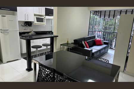Sala de apartamento à venda com 2 quartos, 56m² em Itaim Bibi, São Paulo