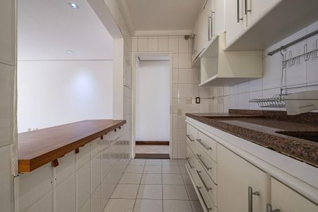 Apartamento para alugar com 72m², 2 quartos e 2 vagasCozinha