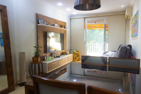 Apartamento à venda com 90m², 2 quartos e 1 vagaSala