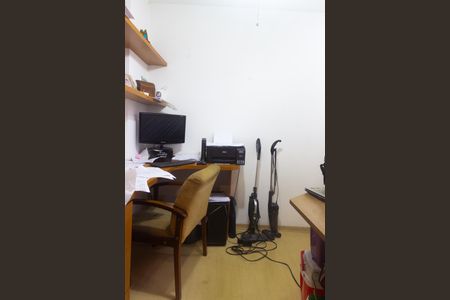 Apartamento à venda com 90m², 2 quartos e 1 vagaEscritório