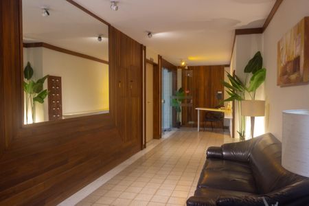 Apartamento à venda com 90m², 2 quartos e 1 vagaHall de entrada