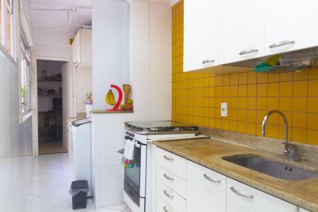 Apartamento à venda com 90m², 2 quartos e 1 vagaCozinha
