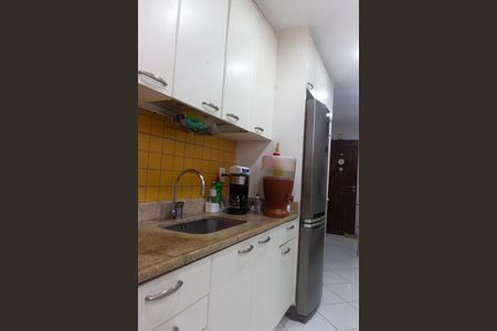 Apartamento à venda com 90m², 2 quartos e 1 vagaCozinha
