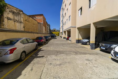 Apartamento para alugar com 64m², 2 quartos e 1 vagaÁrea comum - Estacionamento