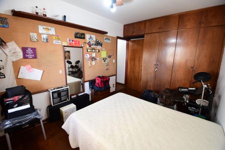 Apartamento à venda com 198m², 4 quartos e 2 vagasQuarto 2