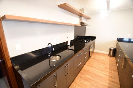 Apartamento à venda com 198m², 4 quartos e 2 vagasÁrea comum - Salão de festas