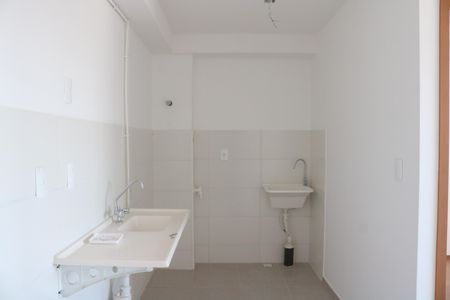 Apartamento para alugar com 40m², 2 quartos e sem vagaCozinha e Área de Serviço