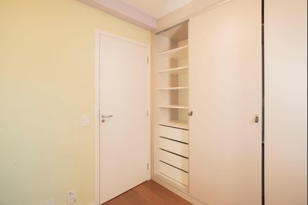 Apartamento à venda com 66m², 2 quartos e 1 vagaQuarto 