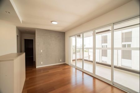 Apartamento à venda com 66m², 2 quartos e 1 vagaSala