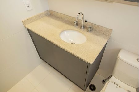 Apartamento à venda com 66m², 2 quartos e 1 vagaBanheiro da Suíte