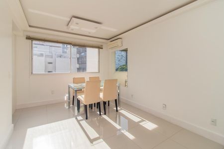 Sala de apartamento para alugar com 1 quarto, 60m² em Centro Histórico, Porto Alegre