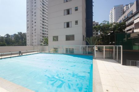 Apartamento à venda com 120m², 4 quartos e 3 vagasÁrea comum - Piscina