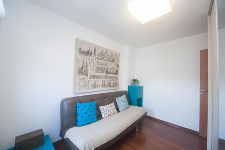 Apartamento à venda com 120m², 4 quartos e 3 vagasquarto 2