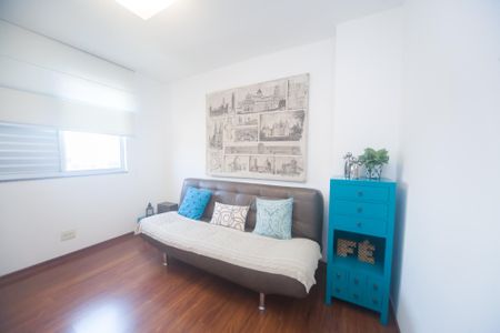 Apartamento à venda com 120m², 4 quartos e 3 vagasquarto 2