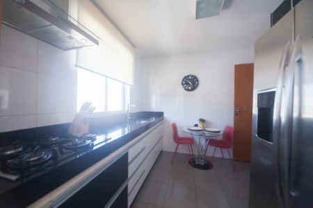 Apartamento à venda com 120m², 4 quartos e 3 vagasCozinha