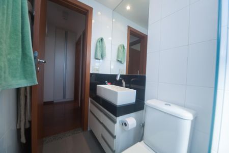 Apartamento à venda com 120m², 4 quartos e 3 vagasBanheiro Social