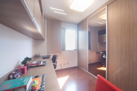 Apartamento à venda com 120m², 4 quartos e 3 vagasquarto 3