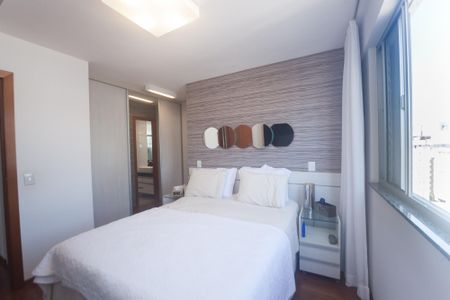 Apartamento à venda com 120m², 4 quartos e 3 vagassuite 