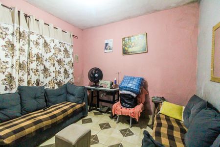 Sala de casa para alugar com 3 quartos, 70m² em Parque Guaianazes, São Paulo