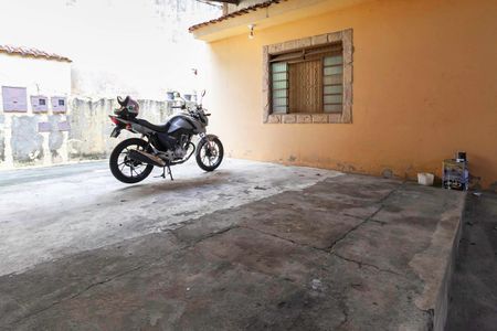 Casa de condomínio à venda com 70m², 2 quartos e 1 vagaGaragem