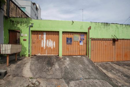 Casa de condomínio à venda com 70m², 2 quartos e 1 vagaFachada