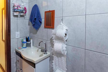 Casa de condomínio à venda com 70m², 2 quartos e 1 vagaBanheiro social 