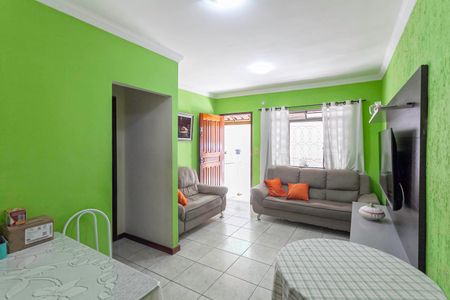 Sala de casa de condomínio à venda com 2 quartos, 70m² em Parque Xangri-lá, Contagem