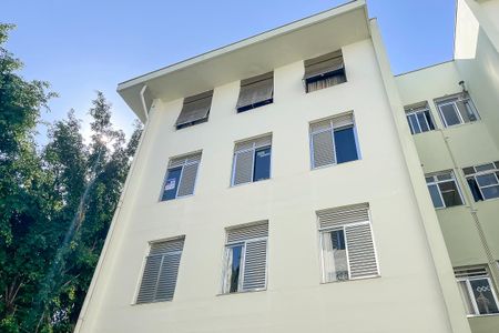 Apartamento à venda com 72m², 3 quartos e 1 vagaFachada + plaquinha
