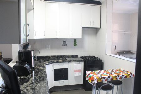 Apartamento à venda com 76m², 2 quartos e 1 vagaCozinha