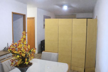 Apartamento à venda com 76m², 2 quartos e 1 vagaSala